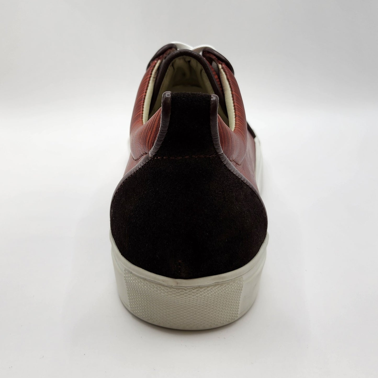 Wooden appearance sneakers