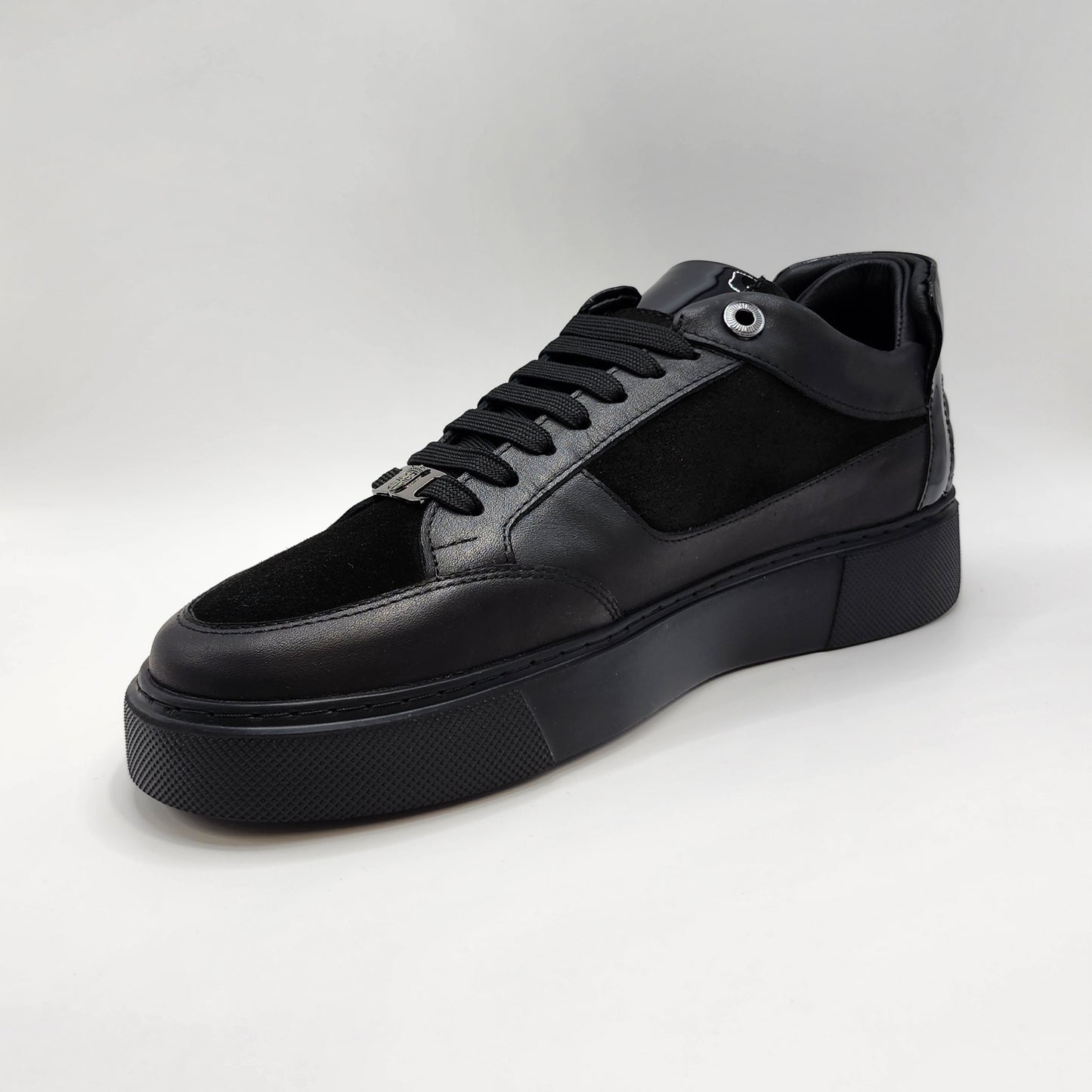 Black leather and suede sneakers