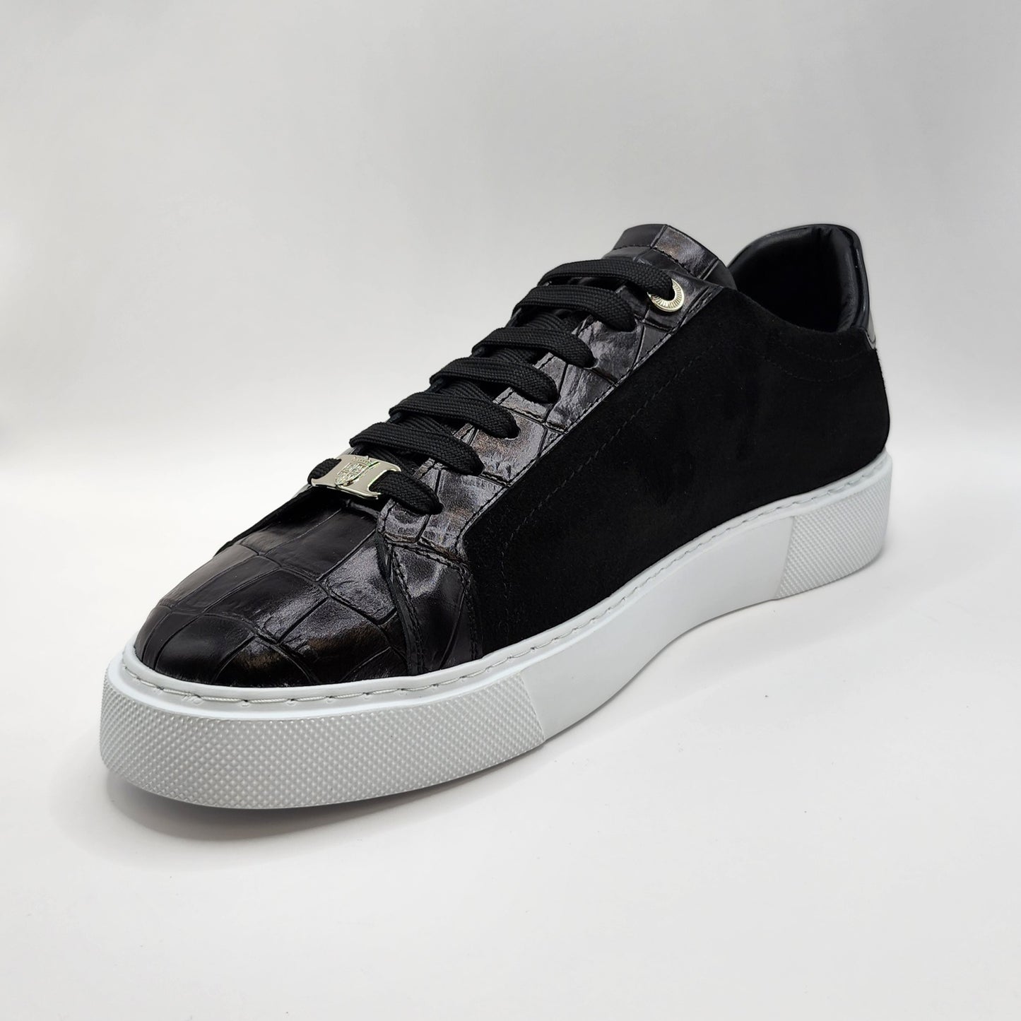 Black crocodile print